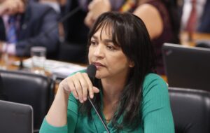 Senadora Eliziane ratifica intenção de concorrer à presidência do Senado