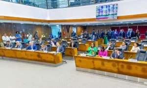 Alema aprova projeto que autoriza o Executivo a contratar operação de crédito no valor de R$1. 995.203.776,59