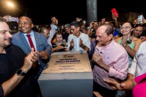 Dr. Julinho entrega “Praça do Rodão”, no Parque Vitória, toda reformada