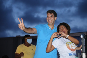 Braide anuncia Esmênia Miranda como sua vice mais uma vez