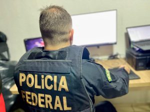 PF cumpre mandado em São Luís contra suspeito de envolvimento com abuso sexual infantil online