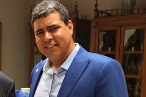 Governador Carlos Brandão promove mudança na Secretaria de Pesca, após saída de Édson Araújo