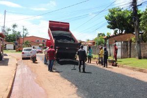 Prefeitura realiza Operação Tapa-Buracos no Porto do Braga, Vila São João, Pirâmide e Recanto dos Poetas